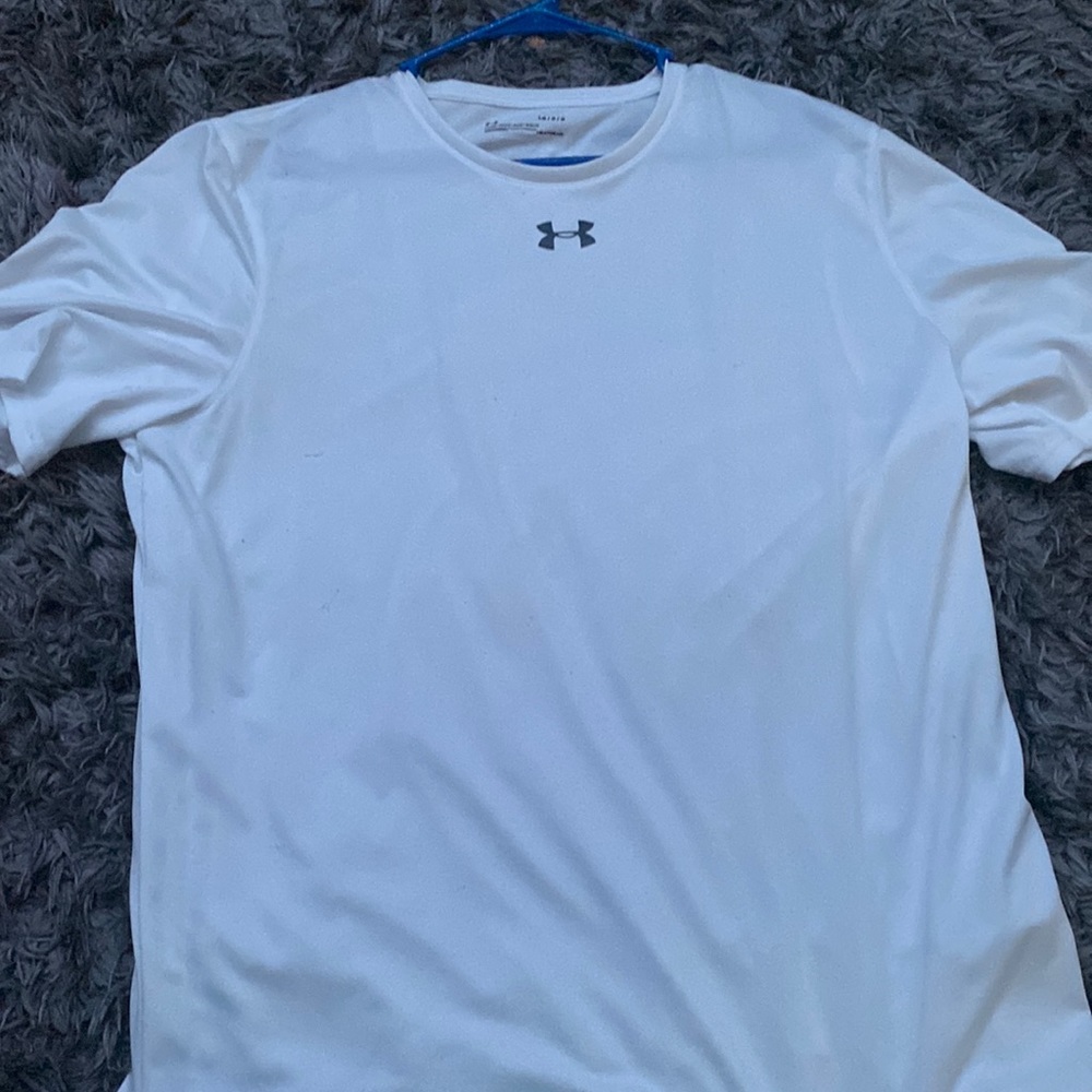 White Under Amour Dri fit shirt